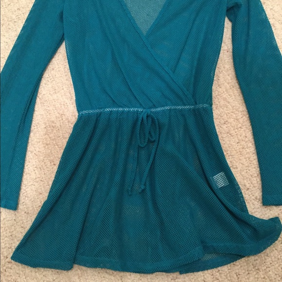 Francesca’s mesh swim coverup - Picture 3 of 4